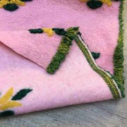粉红针织羊毛呢布料秋冬厚款提花毛料大衣服装面料套装保暖柔软裙