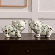 陶瓷猪摆件十二生肖福气猪现代家居客厅玄关工艺品摆设可爱猪摆件