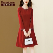 丹慕妮尔高端轻奢红色，连衣裙女春秋气质，镶钻收腰中长裙子
