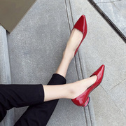 平底鞋女春秋季单鞋，真皮尖头平跟红色婚鞋黑色，皮鞋瓢鞋女鞋子