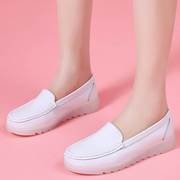 护士鞋白色2022春夏女鞋坡跟平底韩版透气软底单鞋潮