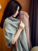 高档围巾女秋冬季韩版双面格子空调，披肩两用百搭保暖加厚围脖