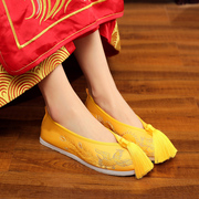 金色秀禾鞋婚鞋黄色中式平底布鞋2021新娘结婚鞋女皇后汉服鞋