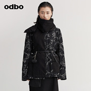 odbo/欧迪比欧原创设计感围巾领印花棉衣外套女秋冬外套