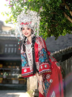 苗族服装女五月红色盛装土家族瑶族舞台演出摄影写真苗寨旅拍
