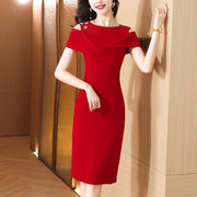 大牌红色连衣裙女2024年夏装气质女神范高级设计感钉珠包臀裙