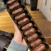 飞瑞尔巧克力饼干黑巧克力饼干榛子牛奶威化饼干巧克力夹心卷进