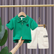 宝宝夏季套装儿童酷帅夏装，短袖t恤男童，polo衫绿色白两件套2024新