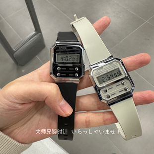 日本*卡西欧复古奶白色，素黑色多功能，大表盘手表树脂表带