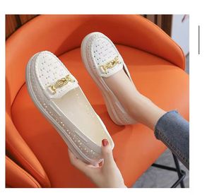 《》女鞋2022最夏季防水镂空韩版凉鞋女护士白鞋塑料沙滩鞋
