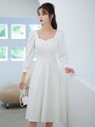 高级感白色礼服连衣裙女钉珠法式长袖登记领证小白裙收腰平时可穿