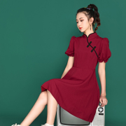 红色旗袍敬酒服年轻款中国风新中式，女装礼服女夏小个子改良连衣裙