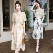 夏装时尚潮流气质清新通勒港风设计流行复古盘扣款两件套套裙