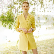 2022夏季高端时尚黄色，青果领连衣裙七分袖，职业装ol气质显瘦