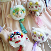 手工制作礼物兔年羊毛毡玩偶，挂件情人节送男友，情侣创意生日