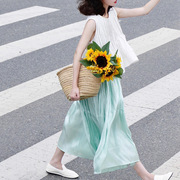 法式流光感绿色裙子套装夏气质龄无袖白色上衣百褶半身裙两件套