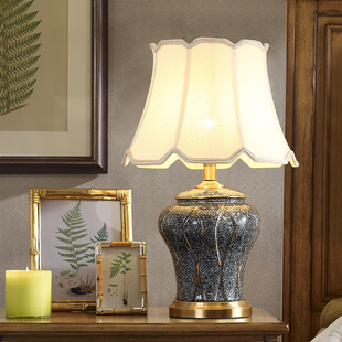陶瓷台灯卧室床头灯简约美式台灯，客厅沙发茶几台灯全铜欧式简约