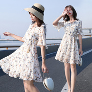 中长裙印花雪纺连衣裙，2021年夏季韩版收腰短袖，显瘦荷叶边裙子