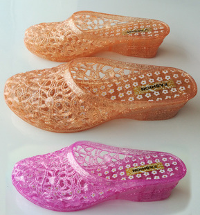 2023夏季高坡跟(高坡跟)透明舒适防水台防臭脚透气水晶塑料包头女拖鞋