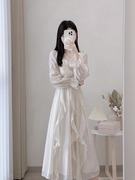 白色方领荷叶边连衣裙女2024春夏高级感雪纺长裙茶歇法式裙子
