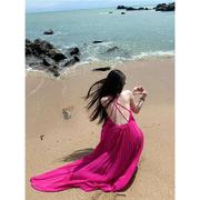 三亚海边旅行度假风沙滩裙超仙气质玫红色大露背吊带连衣裙女夏季
