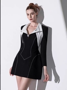 越南设计师小众气质黑白，撞色法式赫本风长袖，收腰显瘦连衣裙通勤女