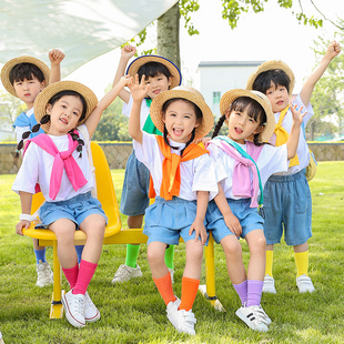 六一儿 童节表演幼儿园毕业照舞蹈合唱中小学生啦啦队团体演出服