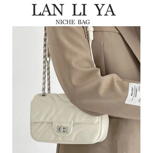 兰莉娅bag潮牌设计链条，小包单肩斜挎包女今年流行包百搭通勤包女