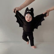 新生儿连体衣0-3岁男女宝宝蝙蝠造型万圣节Cos秋季儿童哈衣套装潮