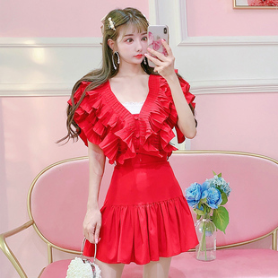 公主家韩版红色套装夏装，v领荷叶边衬衫，上衣半身裙子两件套装