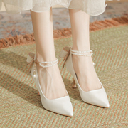 法式米白色高跟鞋女中跟2023冬季气质尖头，浅口蝴蝶结细跟单鞋