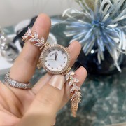 气质手链镶钻表带时尚女士手表风圆形石英金属玫金色普通国产腕表
