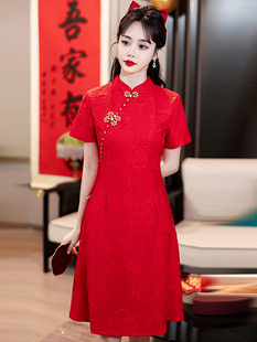 新中式红色新娘订婚敬酒服复古盘扣短袖旗袍裙，日常可穿高端礼服裙