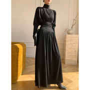 wangxo黑色设计感长袖，高领针织连衣裙，女2024春季修身内搭长裙