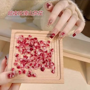红色山茶花渐变材料，包网红蝴蝶结玫瑰花朵，链条混搭美甲配饰品