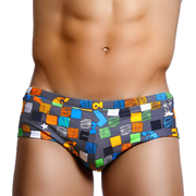 uxh大码潮男泳裤小平角，游泳装备涤纶弹性，贴身面料热带风印花设计