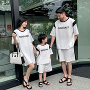 亲子装2023母女短袖套装韩版洋气字母中裤父子一家三口T恤服t