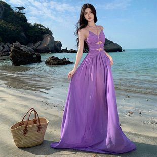 法式复古设计感褶皱，吊带雪纺紫色吊带，大摆长裙超仙海边旅拍连衣裙