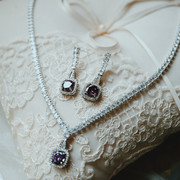 紫色轻奢新娘主婚纱晚礼服晚宴项链耳环手链戒指四件套高级感精致