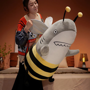 个性鲨鱼公仔鱼毛绒玩具睡觉抱枕超丑搞怪鲨bee玩偶创意礼物男女