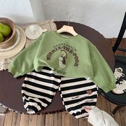 春季儿童卡通印花套头卫衣+条纹小熊刺绣卫裤男宝宝运动休闲套装