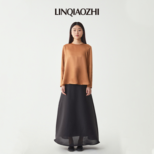 林乔芝2024设计师真丝上衣，休闲版型2024春季女装t恤