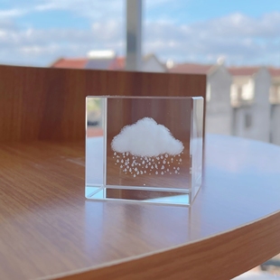 日系治愈小物件下雨的云朵3d水晶立方电脑，桌面摆件生日七夕礼物