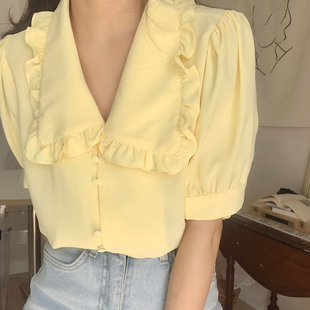 黄色娃娃领衬衫女夏短袖韩国雪纺，可爱木耳边翻领减龄上衣甜美夏季