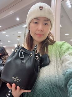 Kate Spade/KS 抽绳宽肩带全牛皮水桶荔枝纹单肩斜挎包 C妈加拿大