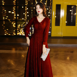 红色敬酒服新娘2022冬季长袖平时可穿红色法式轻奢主持礼服女