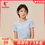 中国乔丹运动健身女子短袖t恤2024春夏吸汗收腰短款瑜伽服女T