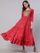 印度进口修身刺绣异域民族风日常通勤薄款圆领收腰红色连衣裙