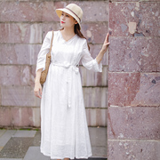 细苎麻夏季双层白色系带显瘦连衣裙v领减龄，气质中袖田园纯色长裙