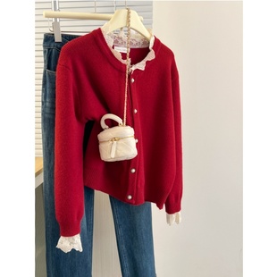 复古新年红色毛衣开衫女设计感拼接蕾丝圆领针织衫春季打底羊毛衫